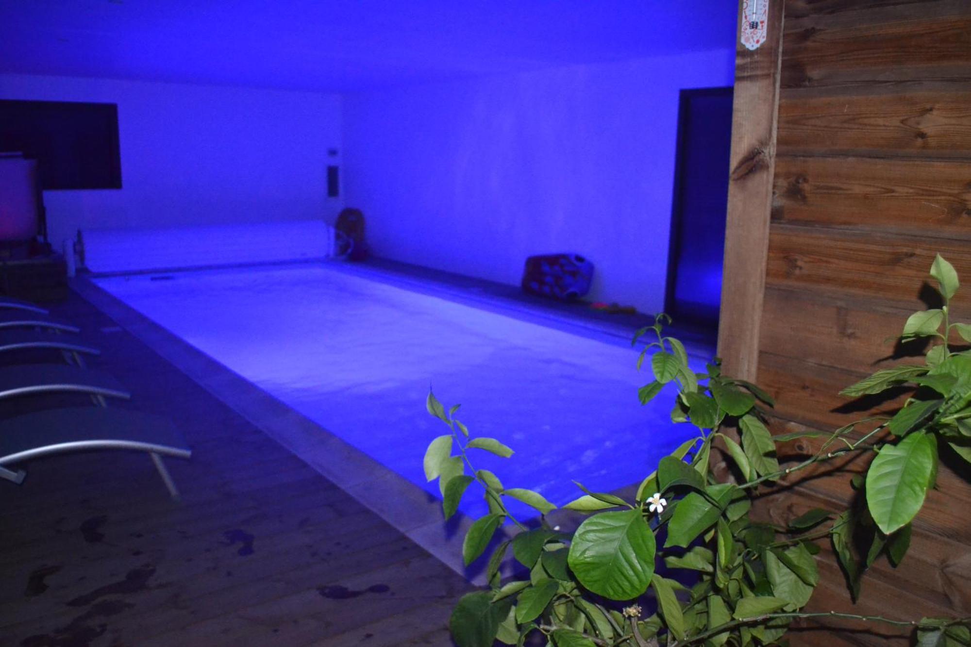 Piscine Interieure Privee Chauffee Toute L Annee Et Spa St Martin Saint-Martin-l'Hortier Eksteriør billede